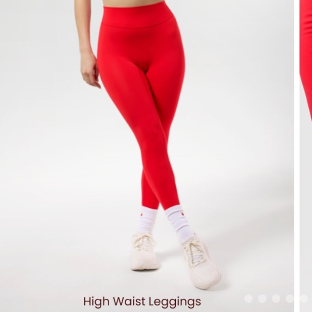 Onset cherry red high waisted leggings